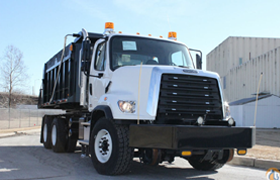 Freightliner 108SD